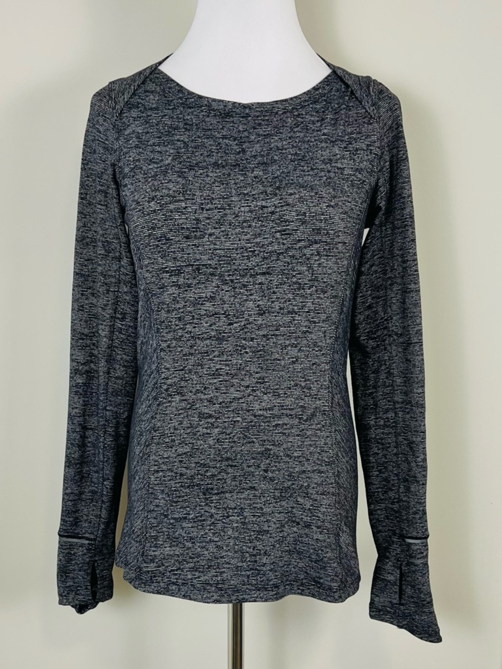 Lululemon Long-Sleeve Heathered Gray Top